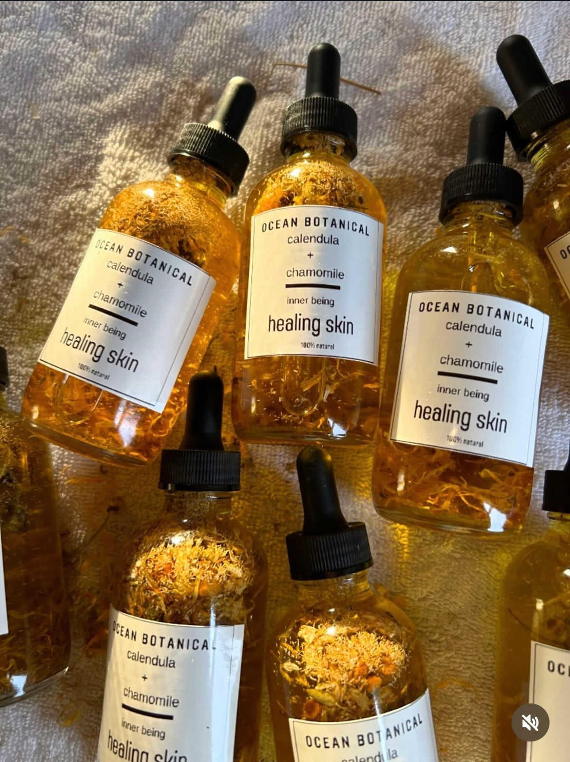 Chamomile & calendula body oil